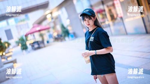 Akisoso秋楚楚 Akisoso秋楚楚的制服写真——分享效果满分,自己好像也想试试!
