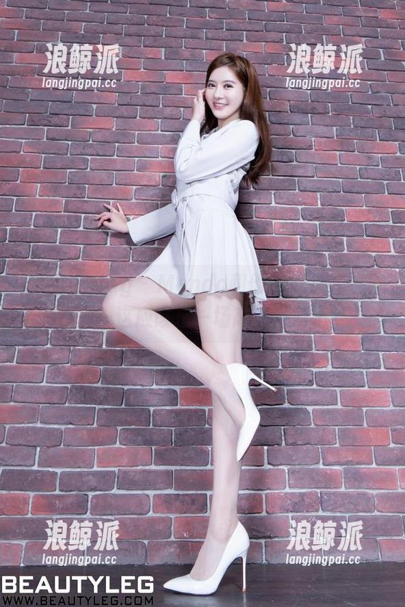 Beautyleg-Mendo Beautyleg - Mendo和他的毛衣在线环游——这应该是一场高清派对吧?