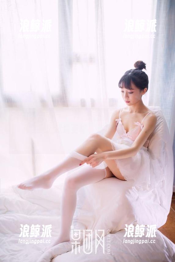 GIRLT果团网 - 尹意纯的高清写真集：当御姐变身成超级英雄，我们能看得心服口服！