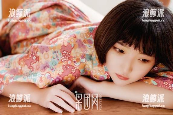 GIRLT果团网 - 钟紫怡新出的灰丝合集，我只想问，能不能再给点细节？