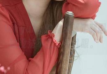 Kang Inkyung的兔女郎定制图片,真的没法不想多看几眼。