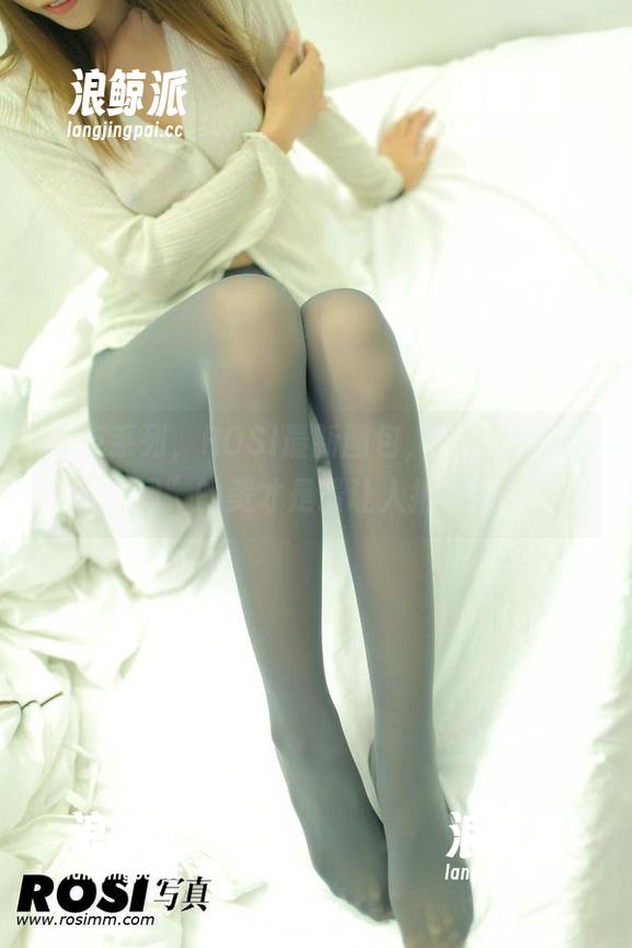 ROSI 女友系列,ROSI最新图包,看来“无意间”的美才是最让人揪心的