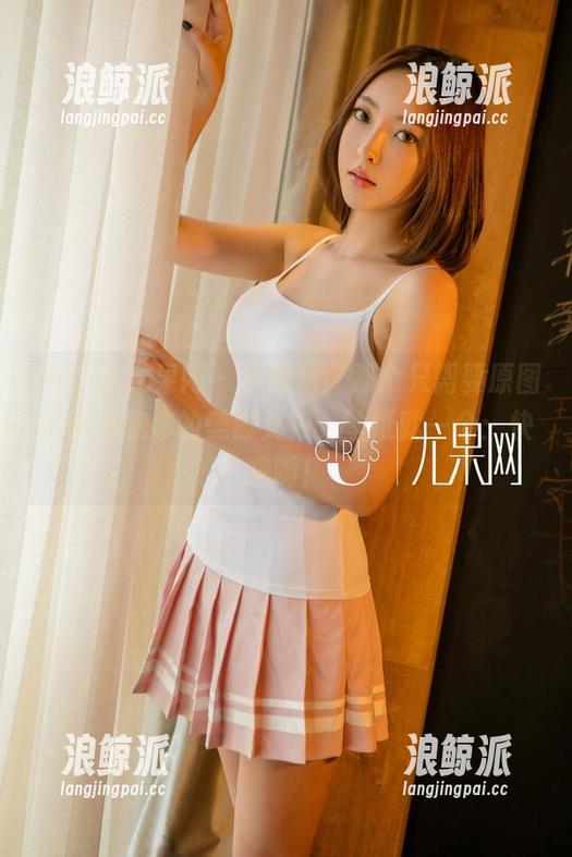 UGirls尤果网 - 李莉莉，那个只需要原图就能治愈你的美脚女神，壁纸就一个：快来啊！