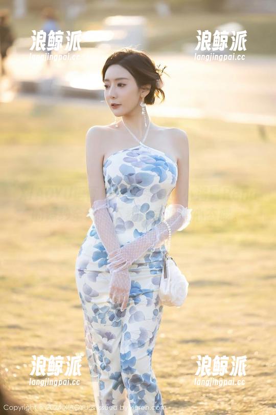 XIAOYU语画界-小海臀Rena XIAOYU语画界 - 快来瞅瞅小海臀Rena的婚纱全套,下载前先调整心态哦。