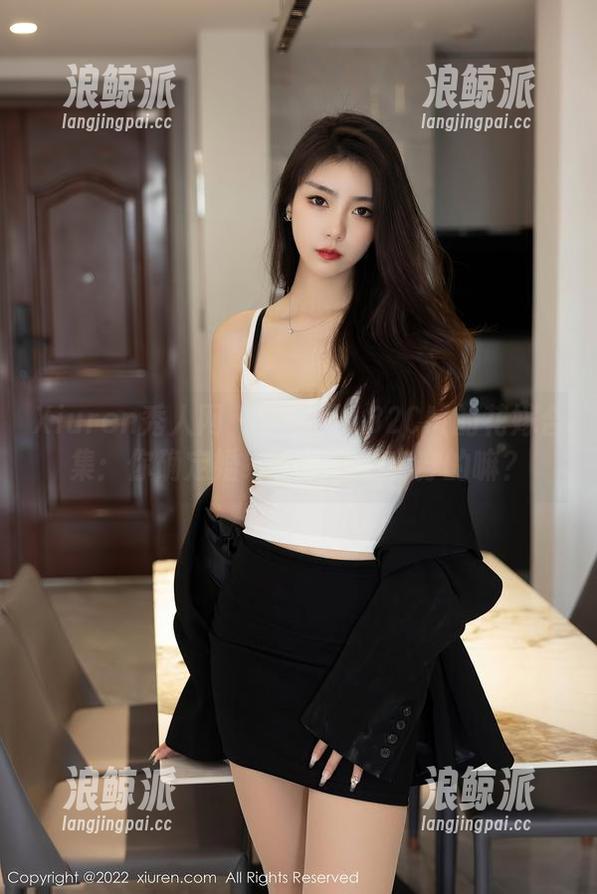 Xiuren秀人网-李雅柔182CM Xiuren秀人网 - 李雅柔182CM的花嫁合集:你确定婚纱不是随便穿穿的嘛?