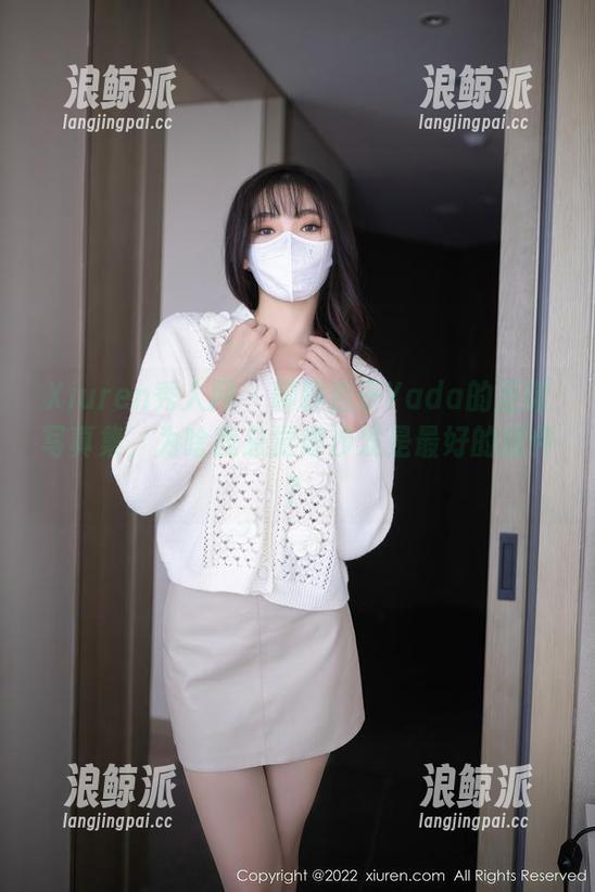 Xiuren秀人网-杏子Yada Xiuren秀人网 - 聊聊杏子Yada的圣诞写真集,为啥我总觉得沙发是最好的摆件?