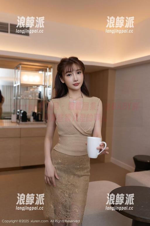 Xiuren秀人网-金BABY吖 Xiuren秀人网 - 眼镜图集:金BABY吖和那些镜片里的事儿