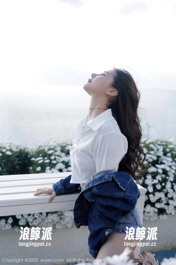 Xiuren秀人网-顾楚楚Maily Xiuren秀人网 - 顾楚楚Maily的婚纱全集,翻开这一页,就能找到我心中的‘白色’。