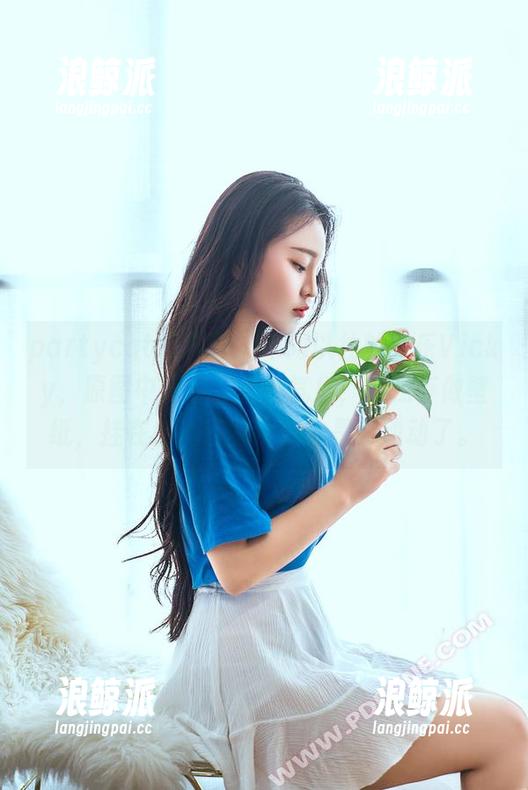 partycat轰趴猫-可乐Vicky partycat轰趴猫 - 不同以往的可乐Vicky,原图中挥洒运动的气息,被我存做壁纸,挂在小角落暗示我怕是要动动了。