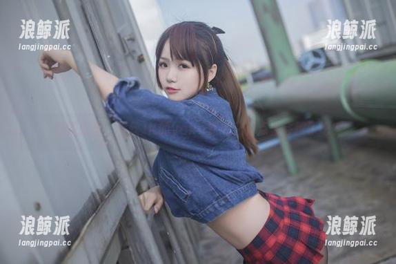 yoko夏宅 这图册里,黑丝JK的yoko夏宅,有点太会撩了吧?