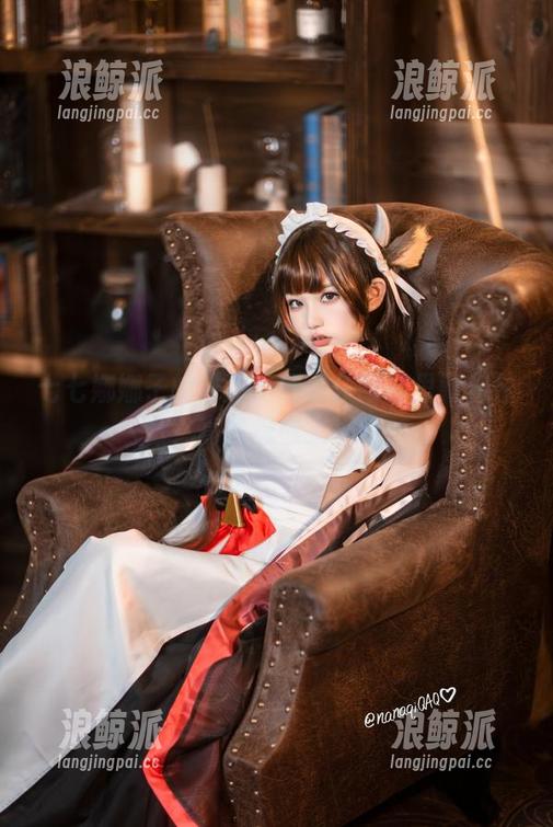 七七娜娜子 七七娜娜子的普利茅斯女仆眼神里藏着什么?高清慢慢来揭晓。