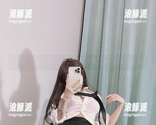 微密圈 - 兔宝妮to的温柔在图库里游荡，你敢下载吗？
