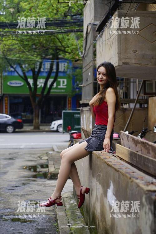 初夏女神-柒柒 初夏女神 - 柒柒学妹最新合集:让我牵手,你不怕错过吧?