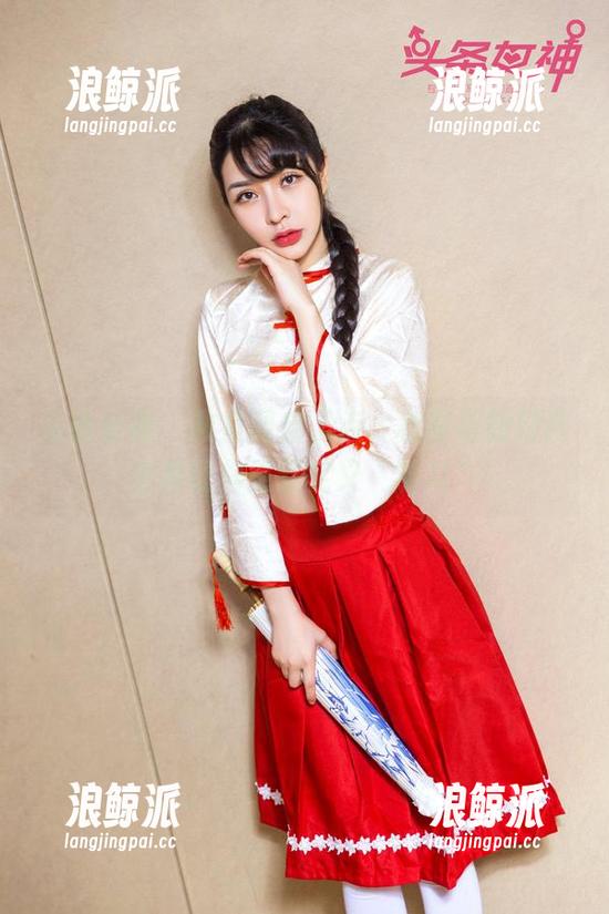 头条女神 - 教室调皮了点，杜菲菲的精选合集让你重新定义“学习”