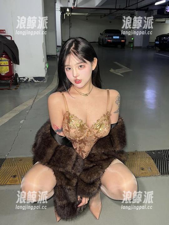 小优优子 微密圈 - 每一张都是小优优子的日常美图精选,砰然心动的感觉呢。
