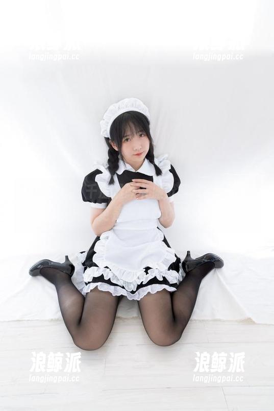 少女秩序-千澄 少女秩序 - 千澄最新礼服分享,不仅是款式,更是一种心境吧。