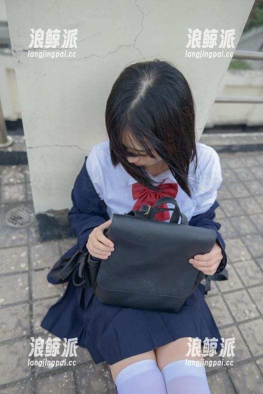少女秩序 - 这条裤里的丝，小鱼带来的写真分享新玩法！