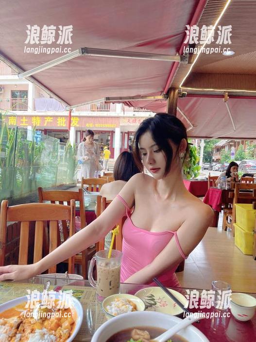 微密圈 - 碰撞？相遇？就是阿朱啊的tutu车精选写真集喧嚣而来！