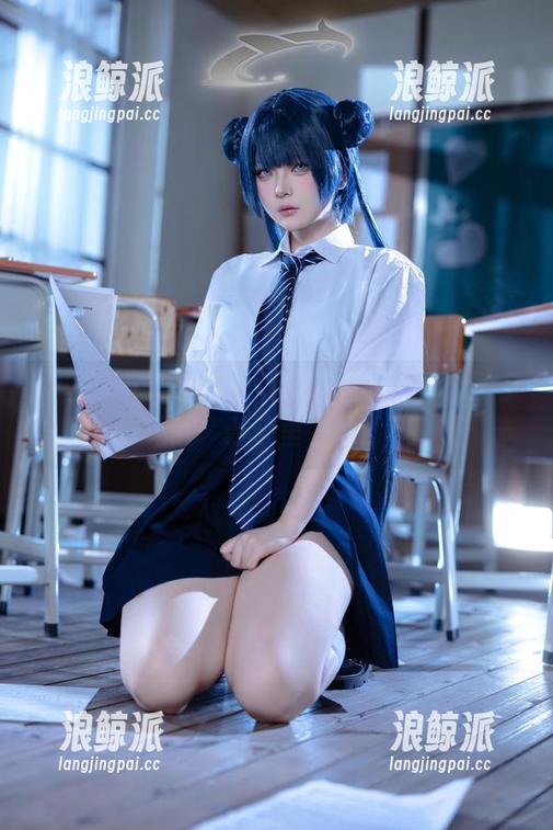 屿鱼 屿鱼的“2B萤火虫场照”在线上开启了奇妙体验,脑子里一片混乱…