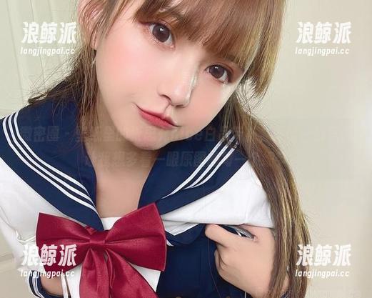微密圈 - 壁纸里的张思允nice白吊带袜，深吸一口气，让我想多看一眼原图的每一个细节