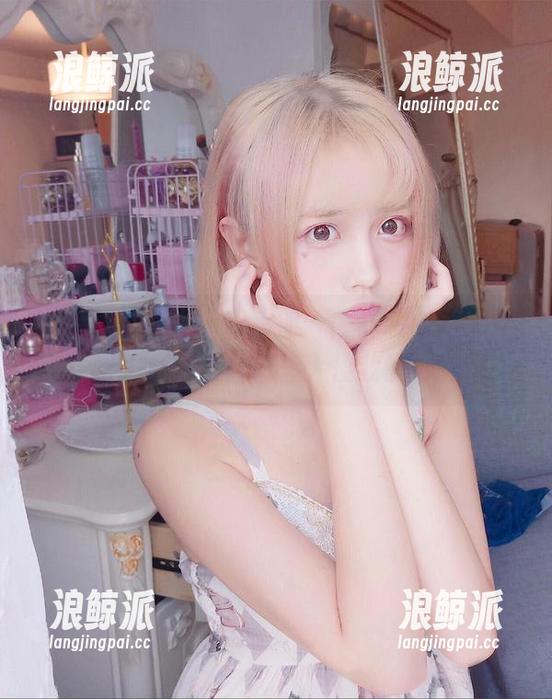 听海的声音：“念雪ww，你的图包太有趣了吧！”快来合集里入侵我的沙滩吧。