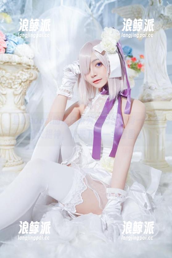 星野saori 星野saori的黑白系列,好比咖啡——深邃又提神,快来下载一组套图!