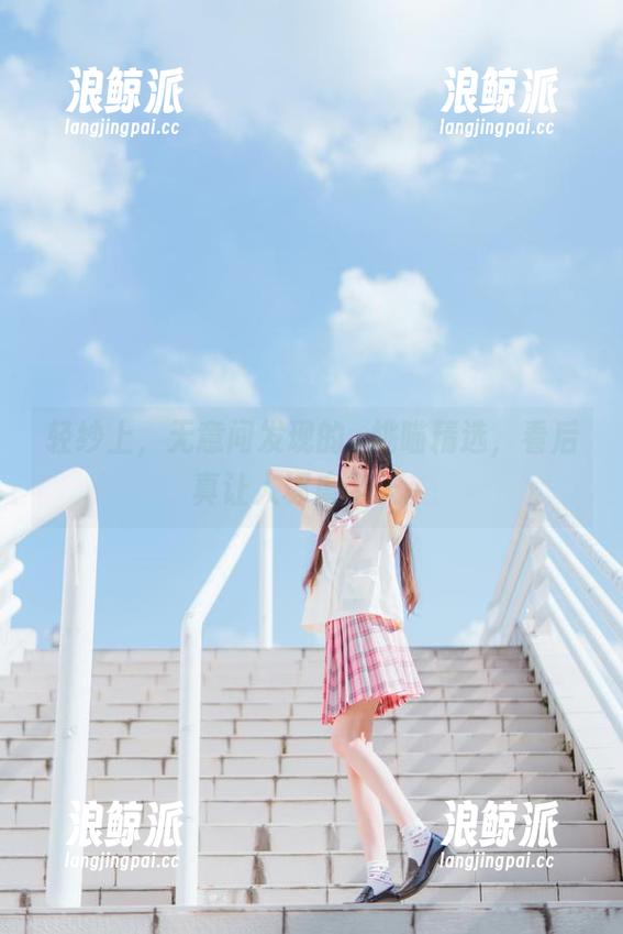 轻纱上，无意间发现的桜桃喵精选，看后真让人琢磨半天。