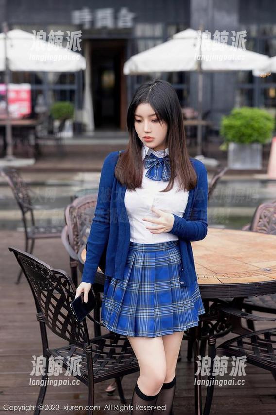 秀人网-大白兔吖 秀人网 - 想要被大白兔吖的连体衣刷屏吗?新图片来挑战你们的审美底线!