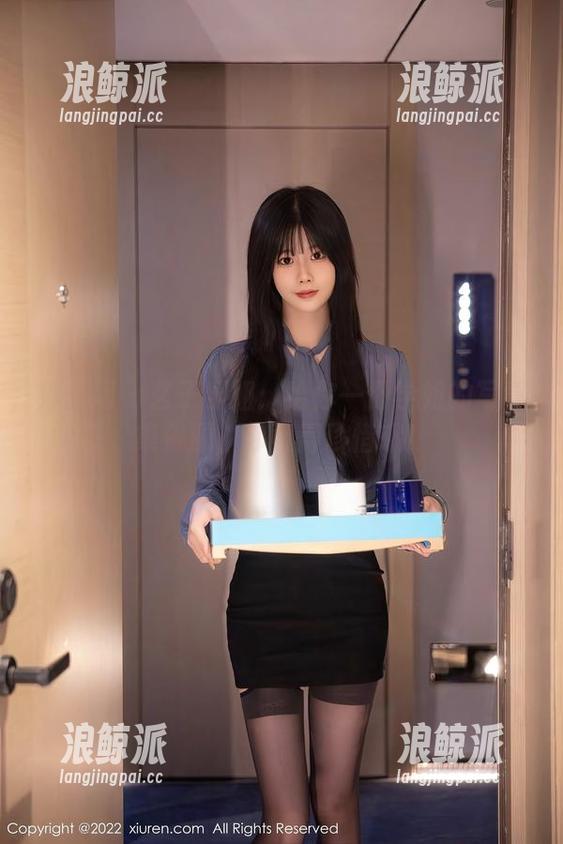 秀人网-玄子 秀人网 - 玄子学姐:给你一份学姐的写真集资源,你可得珍惜哦!