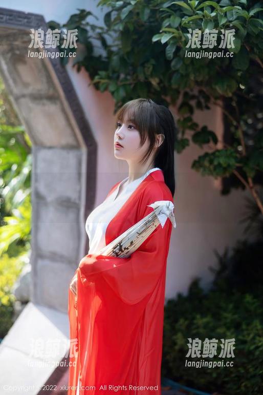 秀人网 - 黄乐然的无圣光写真，探寻死库水里的深渊