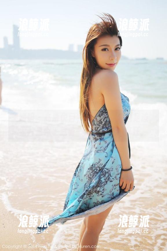 美媛馆 - 高清悦目，王馨瑶的海边足迹，照片里似乎藏着一点点浪漫的疯狂。