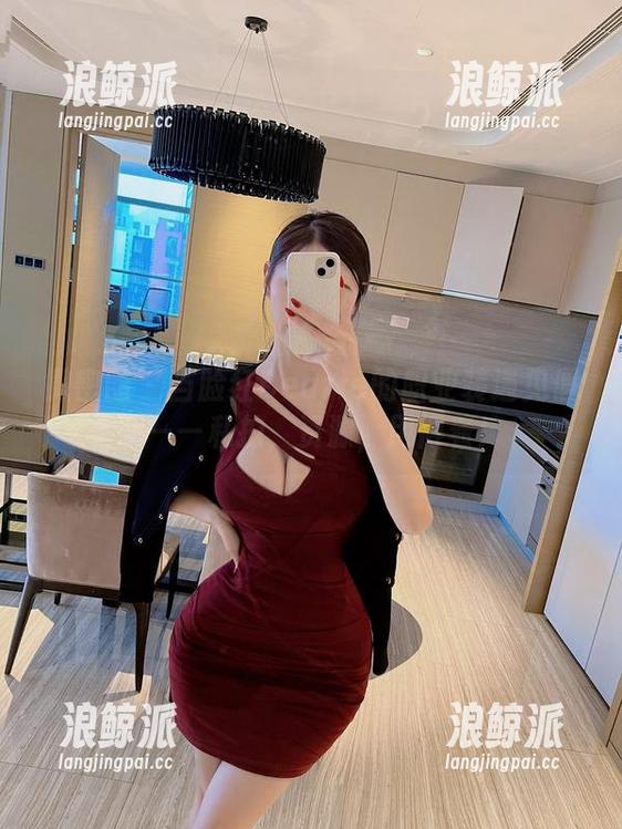微密圈 - 当脸红Dearie的职业装遇见假期——私拍，资源，用得着！