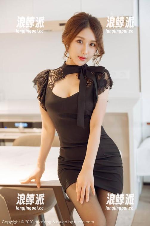 花漾show - 玥儿玥er的免费双马尾合集，让你脑补接下来的画面。