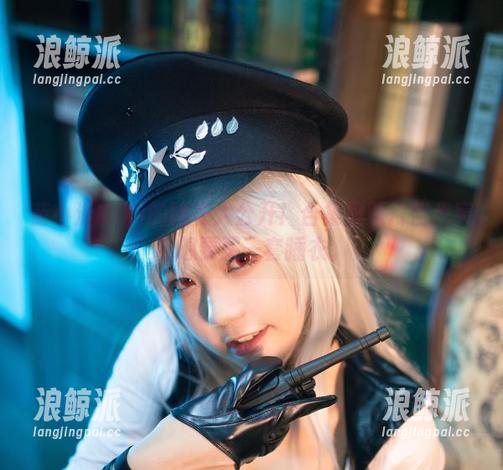 蓝小沂KiKi的睡衣大公开！合集里照片使我突然想要买一套睡衣。