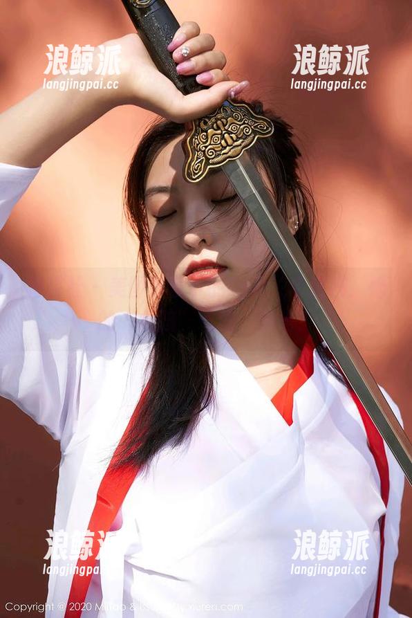 蜜桃社-Cris_卓娅祺 蜜桃社 - 美图外表下的Cris_卓娅祺,她的“女孩”气场,你信?