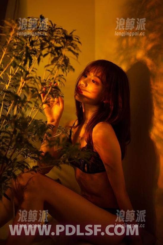 轰趴猫 - 可乐Vicky短裤大汇聚：难以抗拒的夏日风！