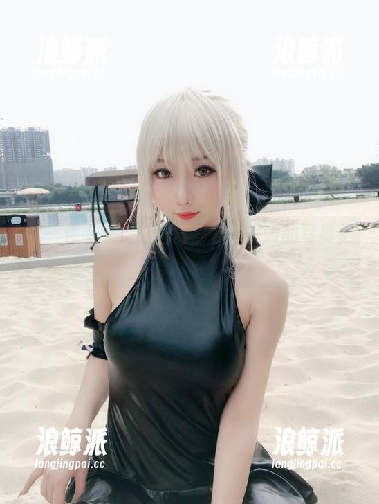 这一件毛衣，让鬼畜瑶在不在w的写真更有味道？